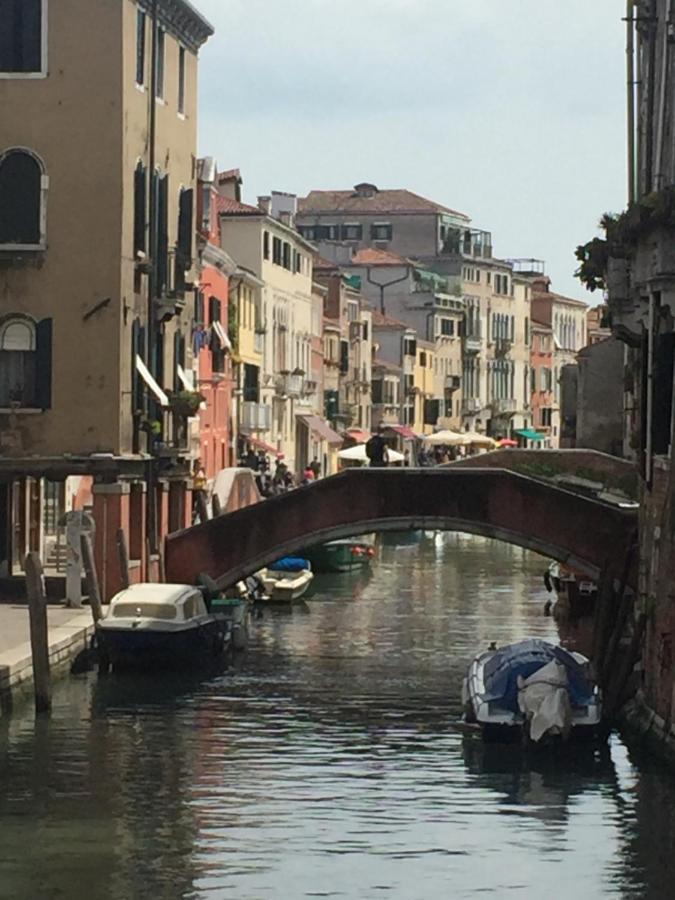 Mori 1 Con Bella Vista Nuovo Appartamento Venice Luaran gambar