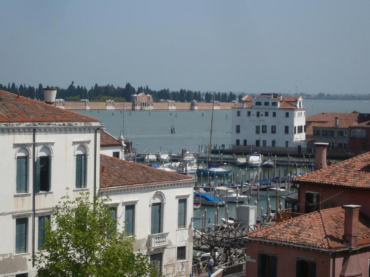Mori 1 Con Bella Vista Nuovo Appartamento Venice Luaran gambar